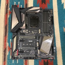 GIGABYTE AORUS Z390 ULTRA Wifi RGB ATX Mother...