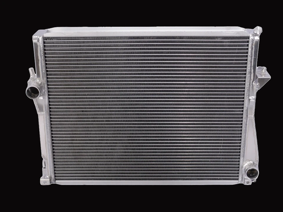 3Rows All Aluminum Radiator For 1997-2002 BMW Z3 M Coupe Roaster 2.8L 3.2L (MT) Foto 3 de 4