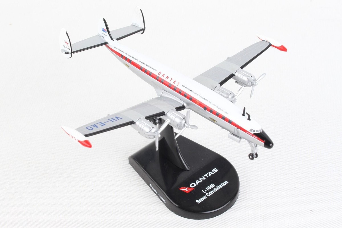 Lockheed L-1049 L1049 Super Constellation - Qantas 1/300