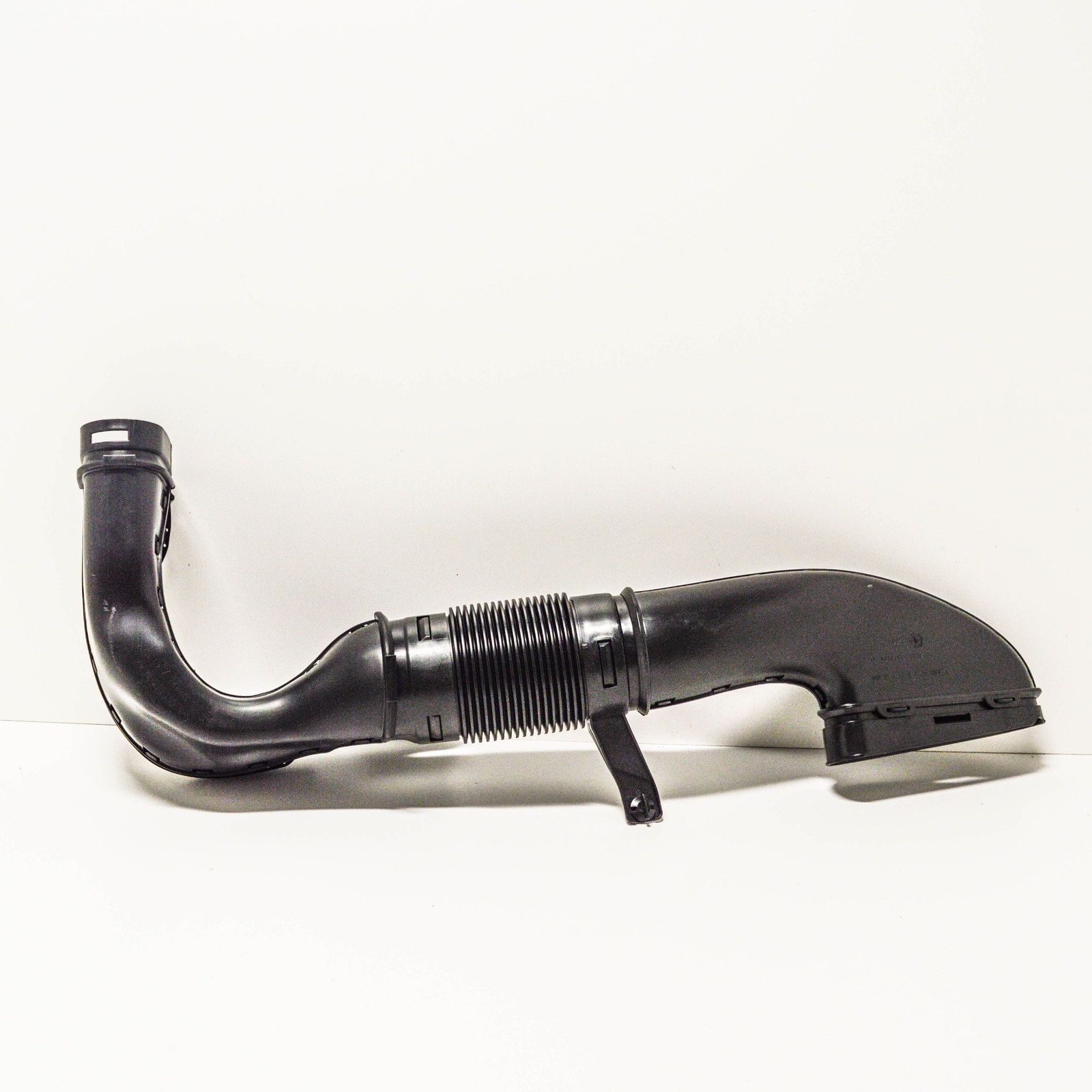 MB GLK X204 Air Cleaner Intake-Inlet Duct Tube Hose A6510901242