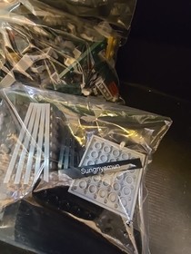 LEGO Architecture Sungnyemun #21016 99% Complete No Instructions Dmg Box