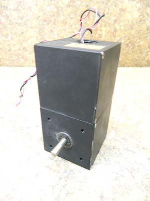 ACCU-CODER MODEL  711-S INC. SHAFT ENCODER  5/28 VDC  CYCLES PER REV. 100