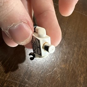 LEGO Star Wars: V-19 Torrent (7674)- wrong torso 