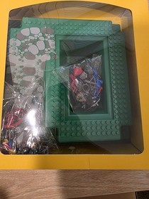 LEGO King's Mountain Fortress 6081 NEW Comes With Custom Acrylic Case