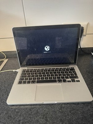 MacBook Pro Retina 13 Zoll 256GB  Core i5 8GB RAM A1502 Anfang 2015