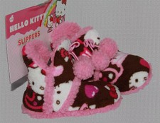 HELLO KITTY Super Plush Slipper Pom Pom Booties Girls 11/12 Pinks/Bro/Whi NWT