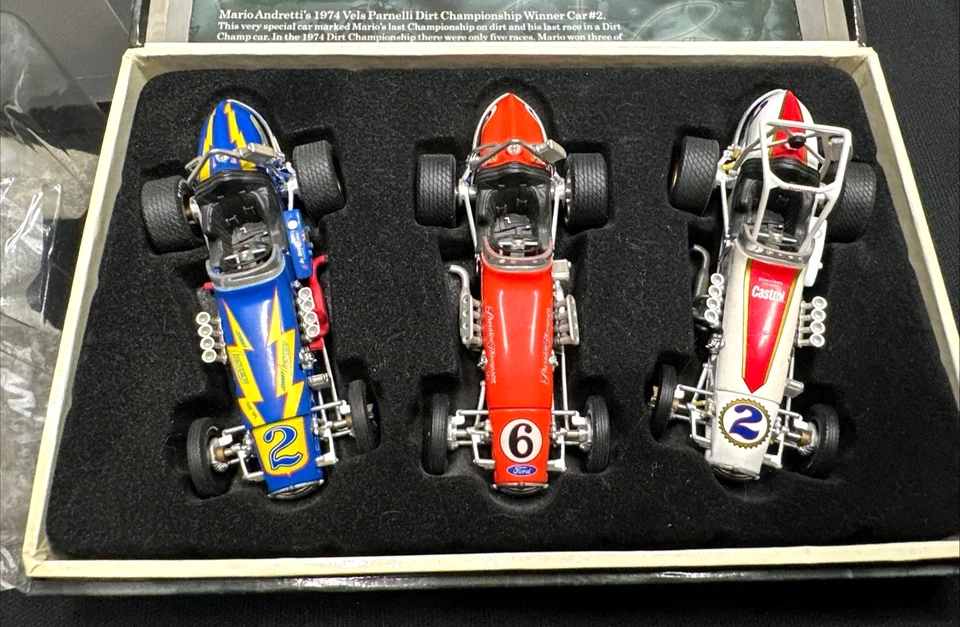 Dirt Champ Car Legends 70' Al Unser Sr 69' Foyt 74' Andretti 1/43 GMP 3 Diecast Foto 2 de 4