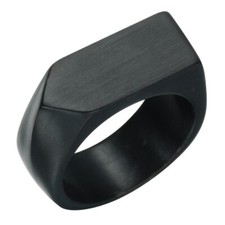 Men's Black Steel Geometric Triangle Engraving Knight Ring Possible
