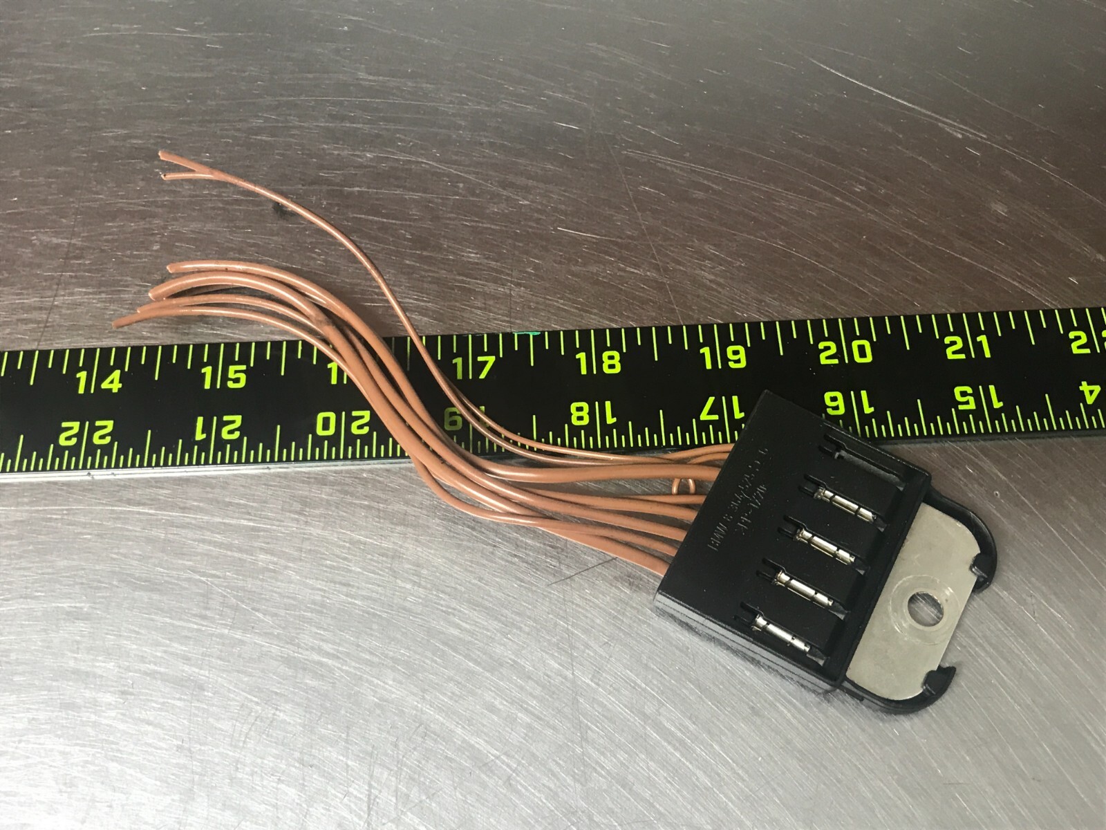 bmw 328i 528i 535i 550i negative wire cable terminal clamp loom ground 8364525