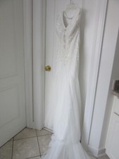 Pronovias Wedding Dress Halter Tulle Train Veil Sz 2-4 EUC