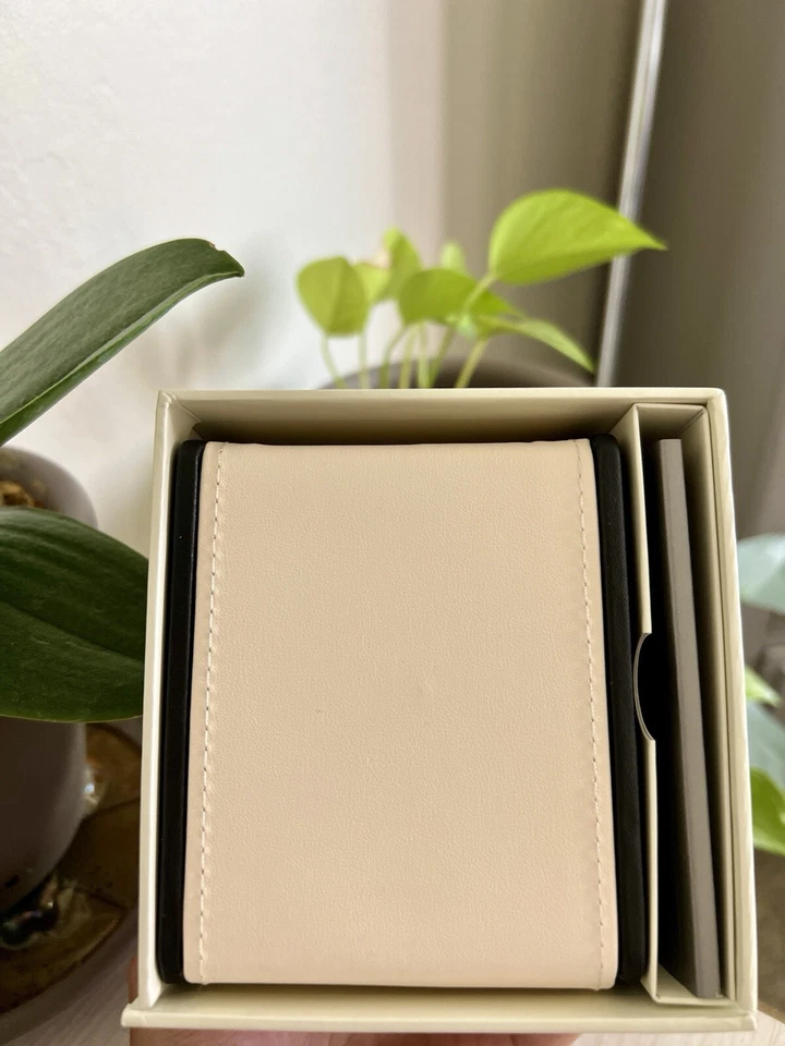 Часы Carl F. Bucherer Pathos Diva - корпус из стали и розового золота 18 карат, белый циферблат - Изображение 3 из 4