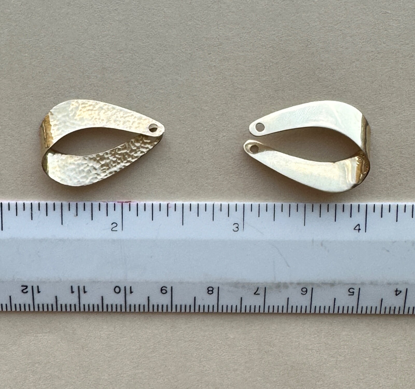 James Avery 14K Yellow Gold Earring Jackets Hammere… Gem