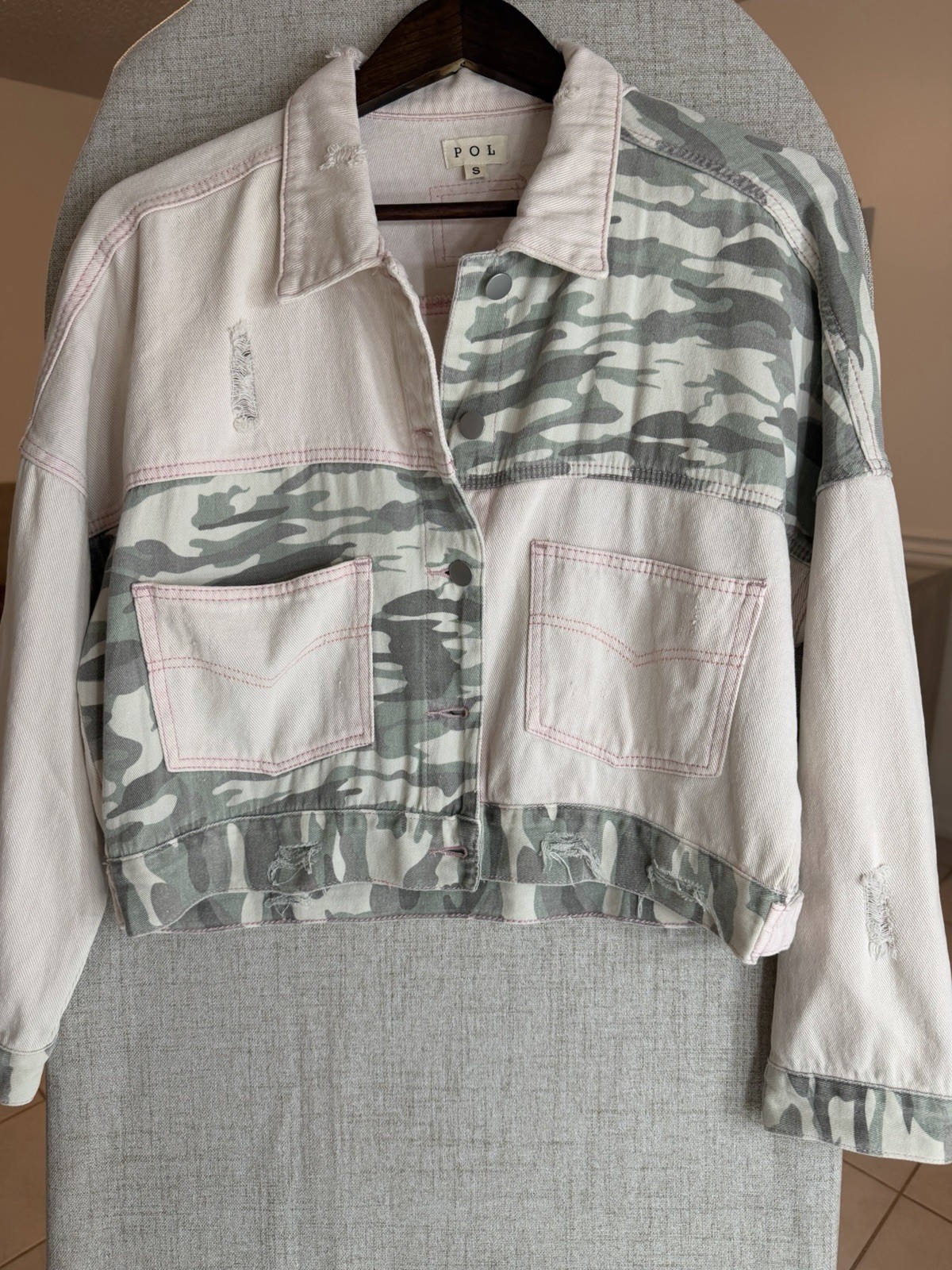 POL Camouflage Patch Distressed Jacket Women S Co… - image 2