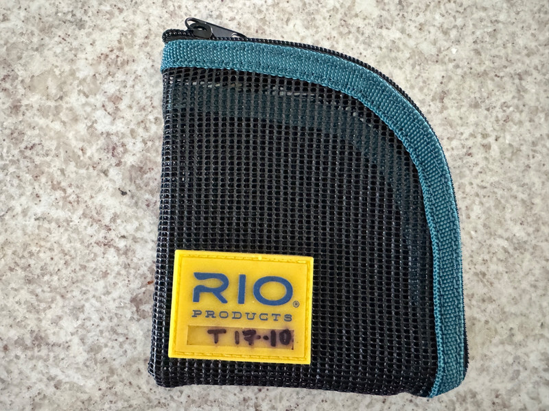 Mesh Leader Wallet - Keep fly fishing leaders separate and tangle free!
