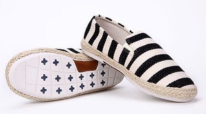 next black espadrilles