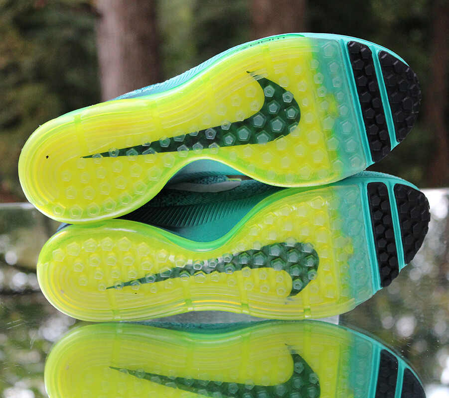 Nike Zoom All Out Flyknit Women's Size 7.5 Clear Jade White Nike Zoom All Out Flyknit Women's Size 7.5 Clear Jade White