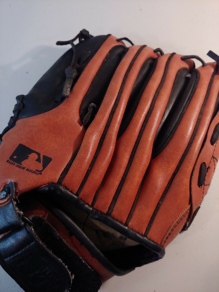 Wilson Signature Barry Bonds 11
