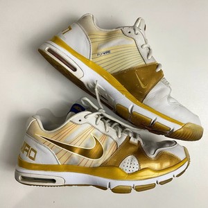 mens gold nike trainers