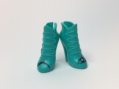 Monster High I Love Fashion Iris Clops Doll Shoes