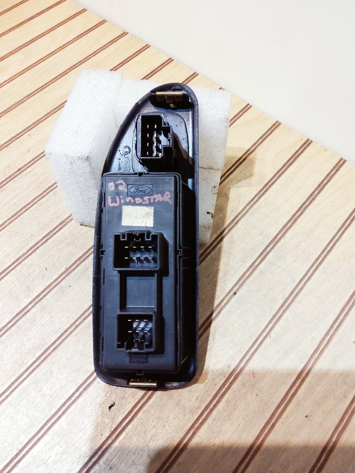 FORD WINDSTAR POWER WINDOW MASTER SWITCH TRIM BROKE OEM 19982002 eBay