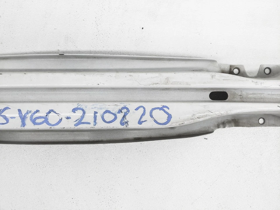 Усилительная балка заднего бампера для Volvo V60 2015–2018 годов выпуска — ледяной белый - Изображение 4 из 4