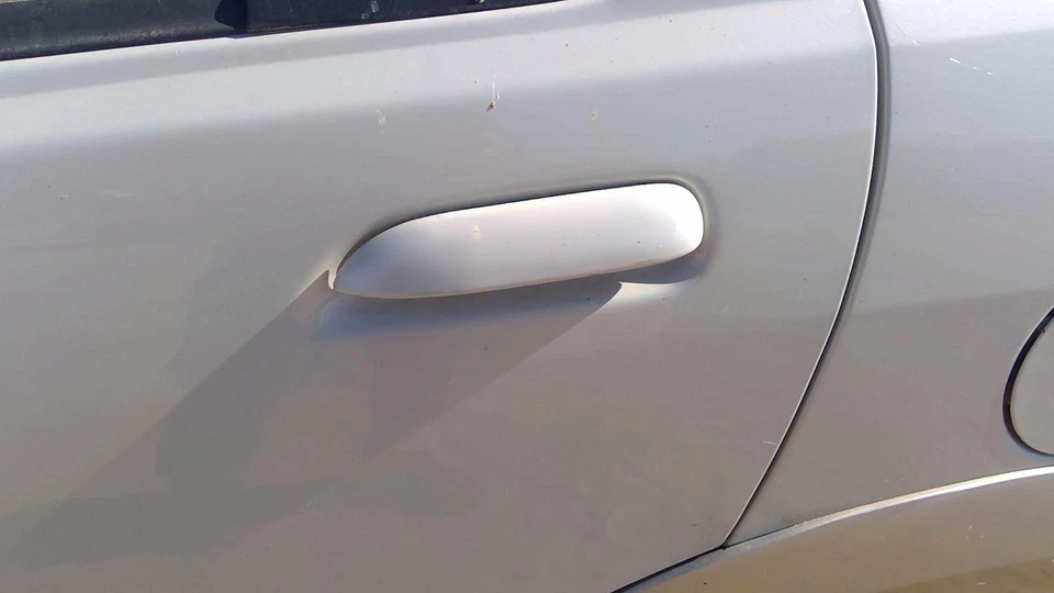 02-07 Buick Rendezvous Driver Manija de puerta exterior trasera izquierda OEM plateada 97u Foto 4 de 4