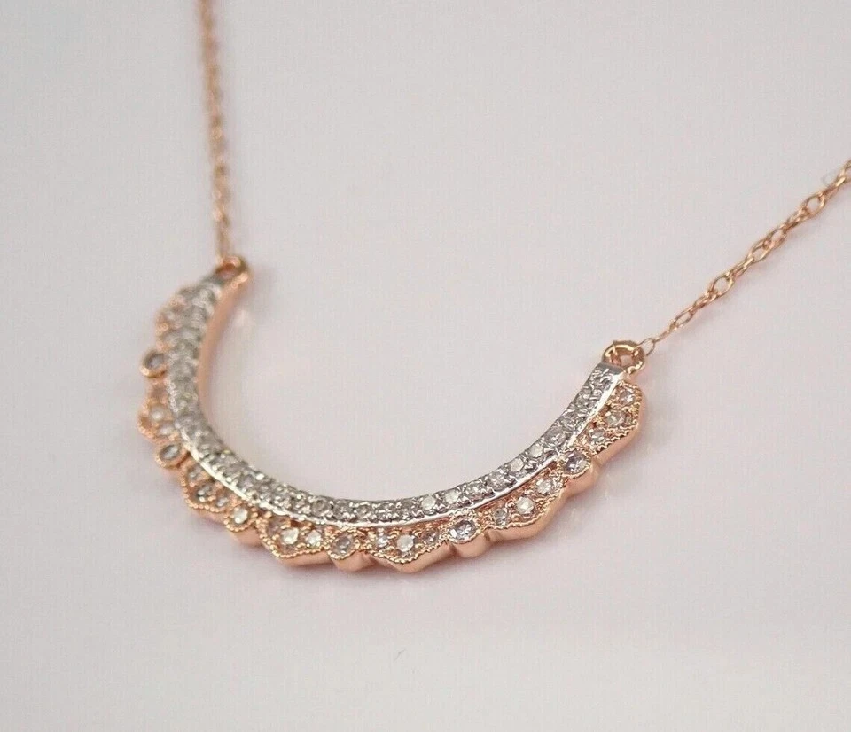 0.90Ct Round Diamond Curved Bar Pendant 14K Two-Tone Gold Plated Free Chain - Image 3 of 4