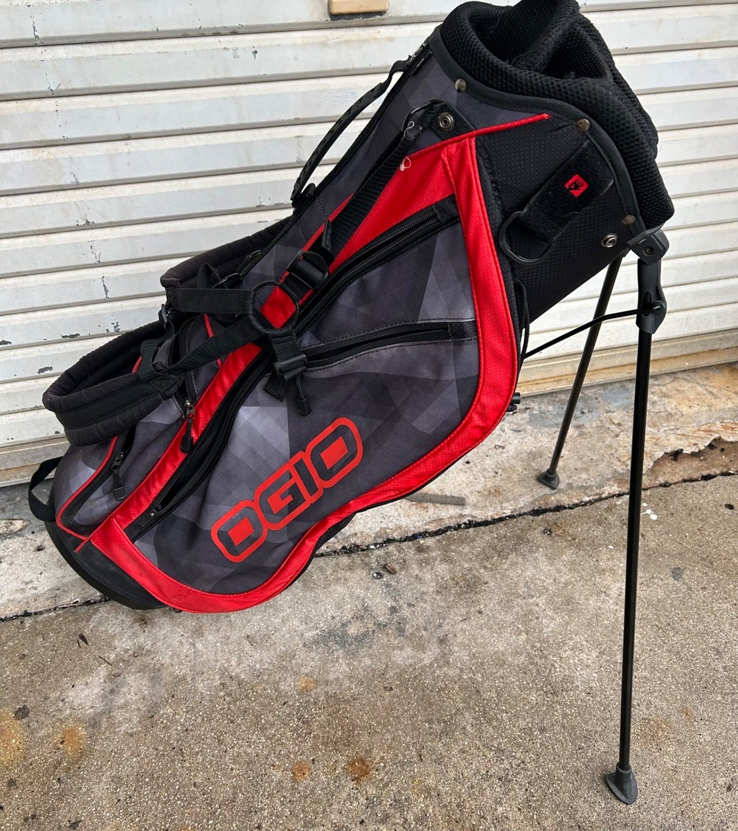 Ogio Shredder Charcoal/Black/Red Carry Stand Bag w/ 6 Way Club