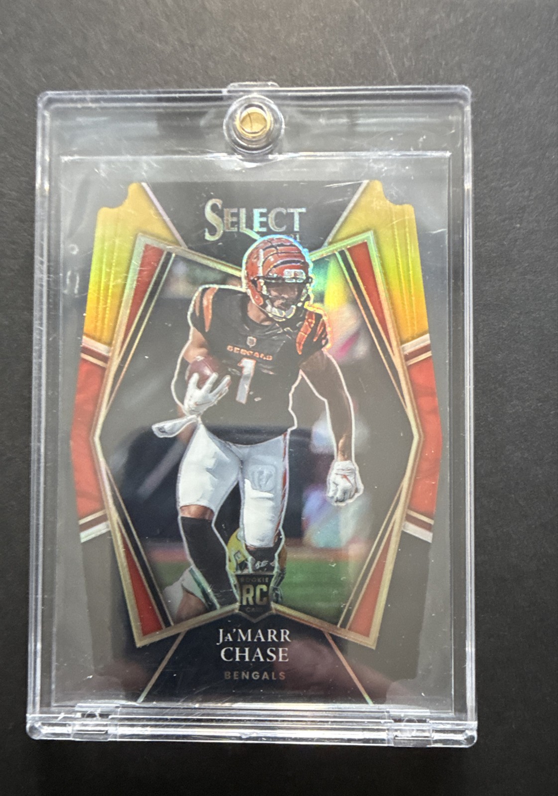 2021 Panini Select - Premier  Ja'Marr Chase #147 Black & Gold Prizm Die-Cut (RC)