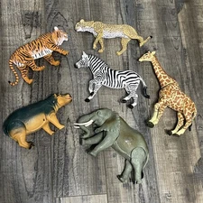 Lot of 6 Safari Jungle Animals Figures Plastic Realistic Jointed See Pictures