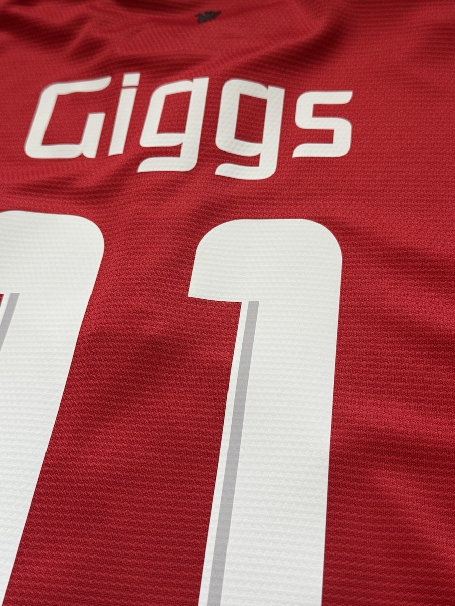 Maillot Domicile Manchester United 2013/14 - Numéro 11 Giggs - Taille S Femme - Nike