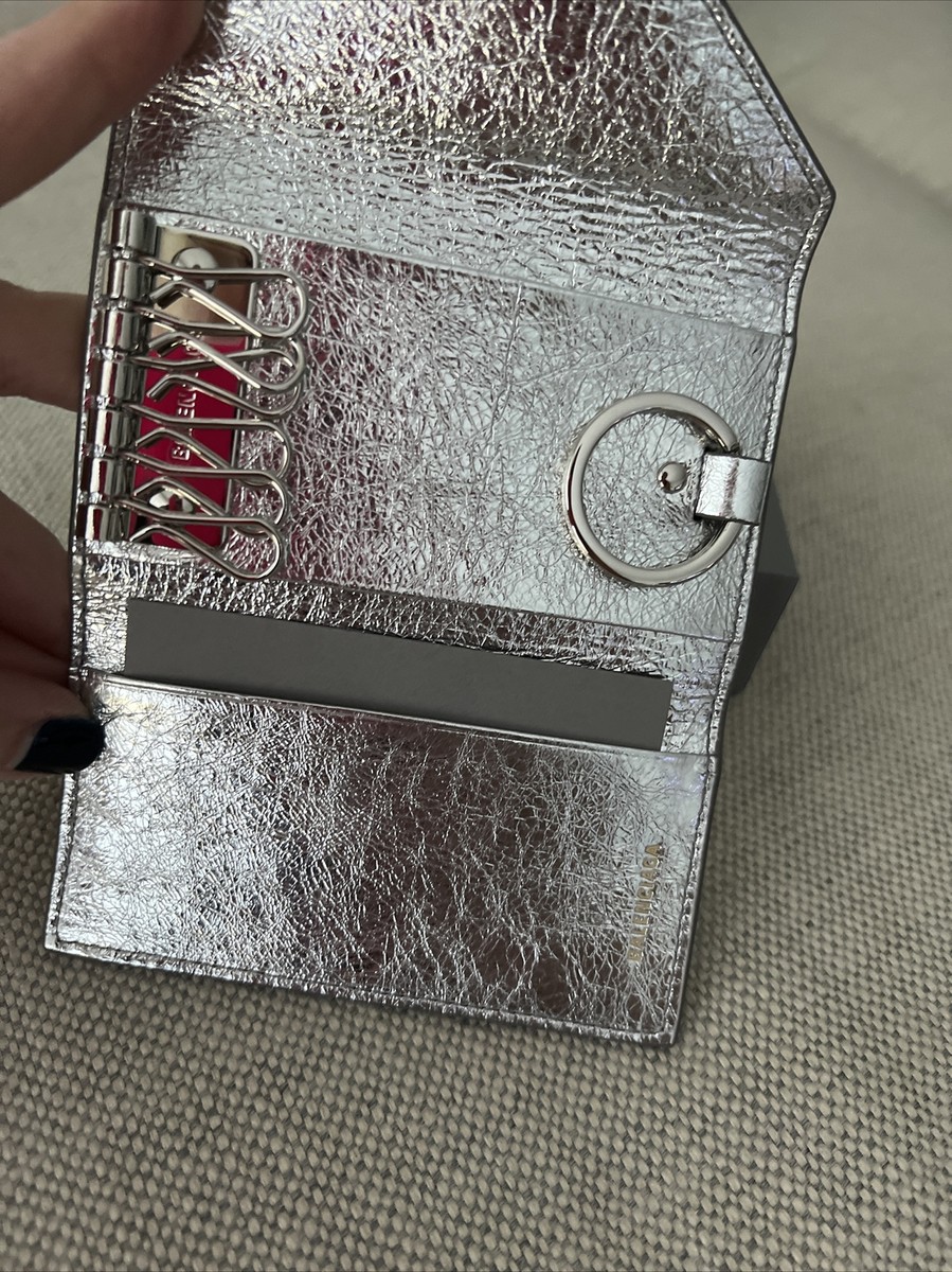 BALENCIAGA　キーケース　6連　レザー　黒 BALENCIAGA キーケース 6連 ペーパー ロゴ キーリング レザー 黒