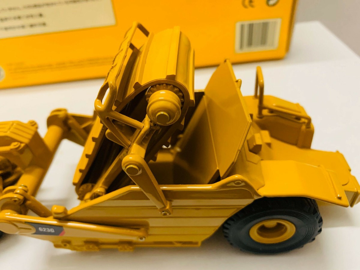 Norscot Cat 623G Elevating Scraper 1:50 DieCast Model 55097