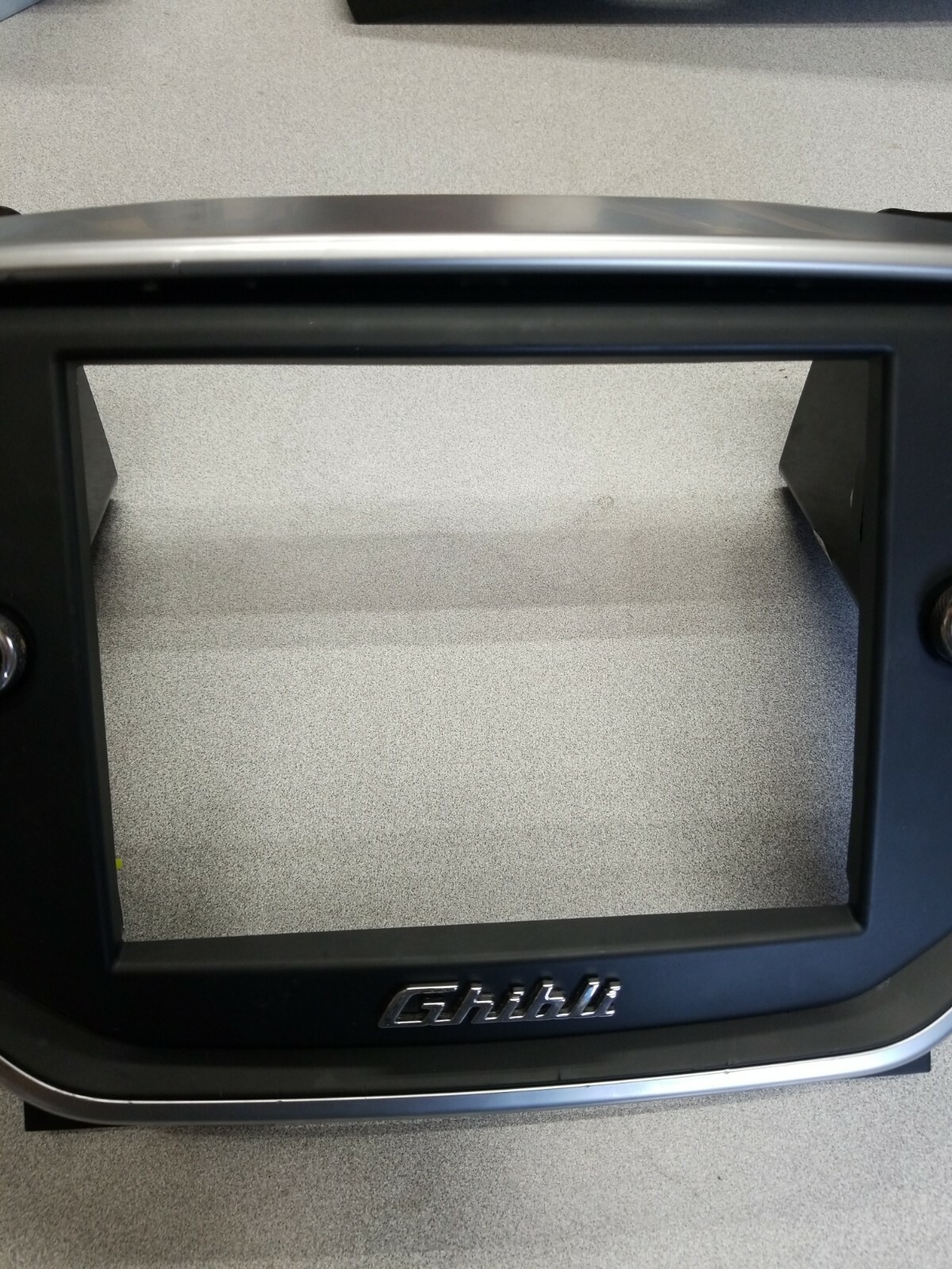 2014-2017 Maserati Ghibli Dash Radio Trim A/C Vents Center