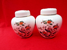 WEDGWOOD Pair of Small Ginger Jars KUTANI CRANE
