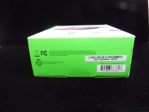 BELKIN BOOST CHARGE WIRELESS CHARGING PAD 10W - Picture 3 of 3