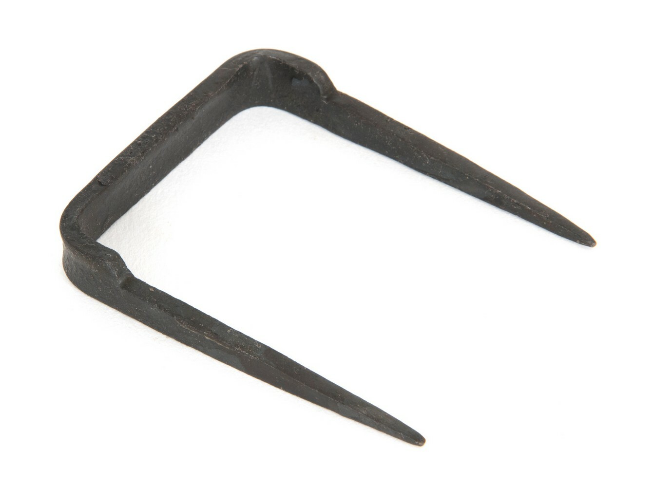 From The Anvil 33202 Beeswax Staple Pin