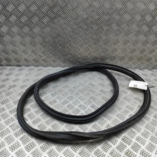 BMW 2 Gran Coupe F44 T�rdichtungsgummi vorne links 7483095 2023 36396924