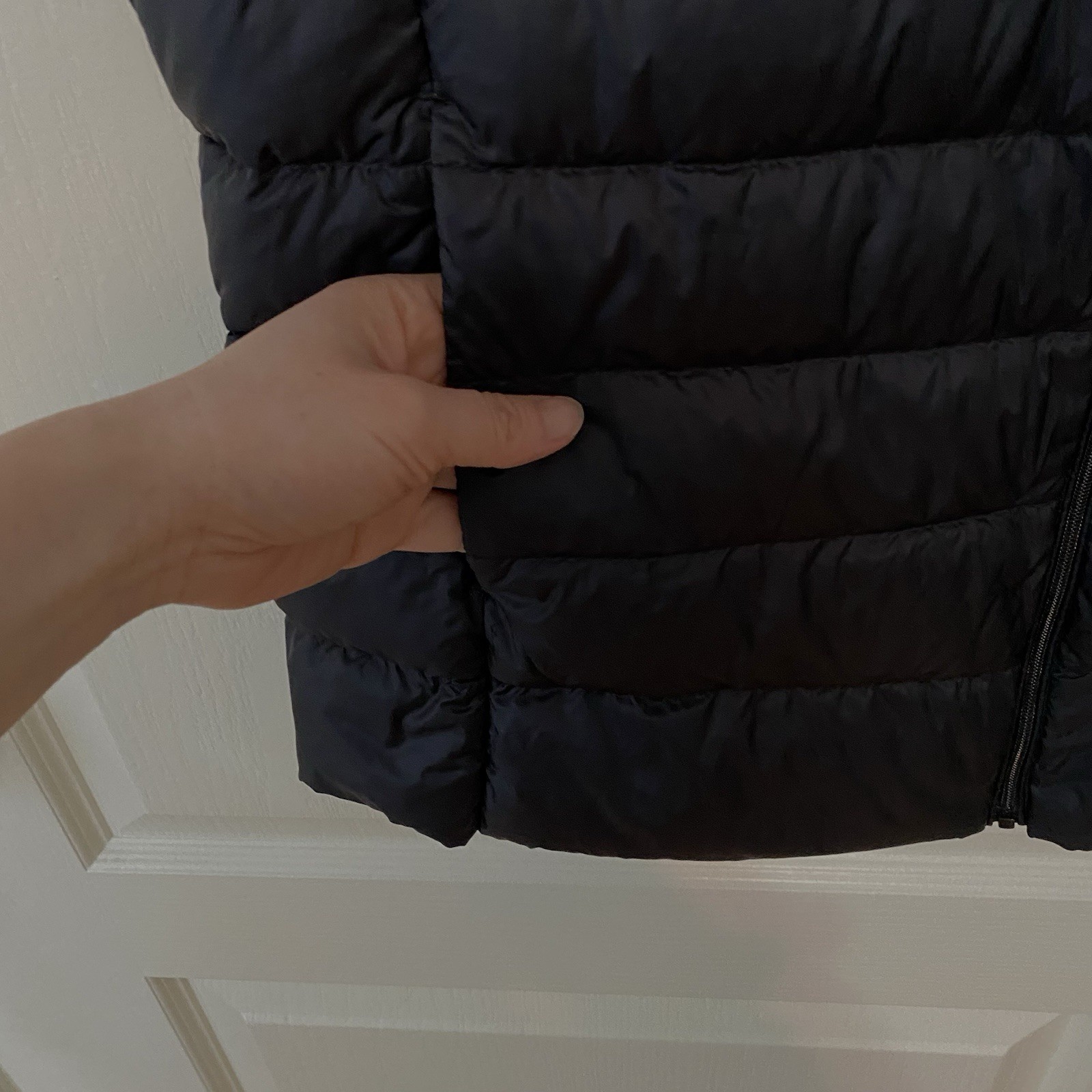 Uniqlo Ultra Light Down Lightweight Quilted Zip Black Puffer Vest Women's XL thumbnail 6