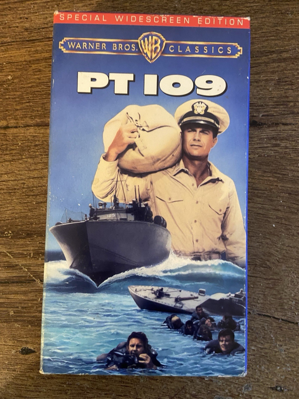 Foto 1 di 3