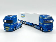 DAF XG + DAF XF 105 SSC 4x2 box trailer "Pape" WSI truck models 1:50 scale