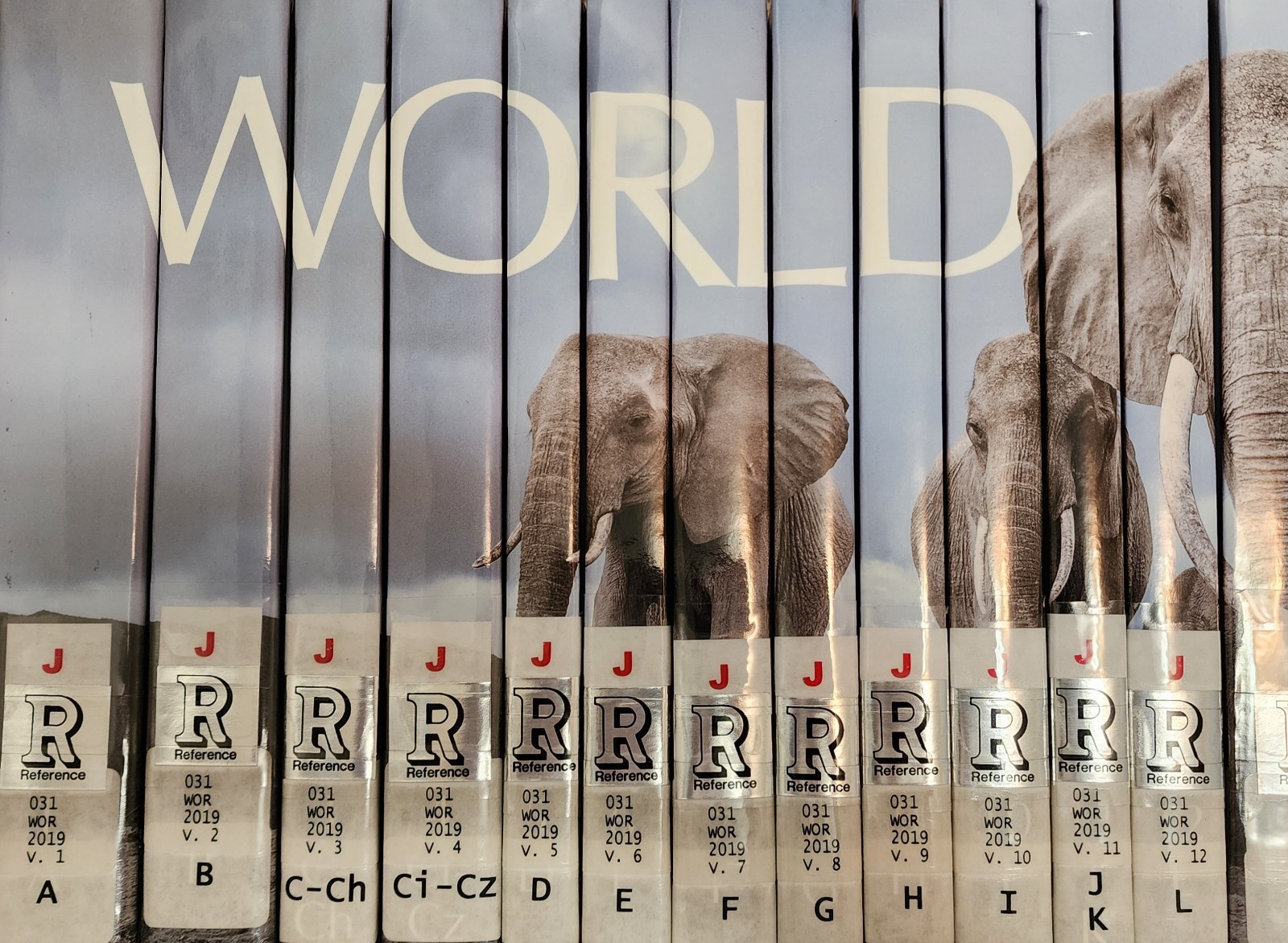 2020 World Book Encyclopedia 22 Volume Complete Set