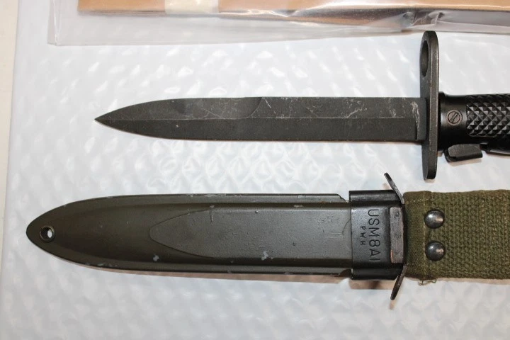 Cuchillo para rifle MILPAR COL M6 edición militar de Estados Unidos era Vietnam con juego de vaina M8A1 A Foto 4 de 4