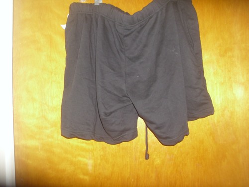 NWT St. John's Bay Men's Comfort Stretch Drawstring Shorts Casua Size 2-XL Black - Picture 3 of 3