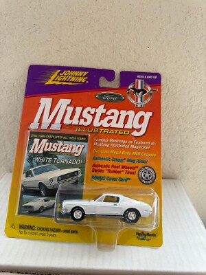 Johnny Lightning Mustang Illustrated White Tornado Real Riders D46