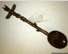 Antique Souvenir Totem Pole Miniature Spoon YUKON Canada Pin Brooch #B91