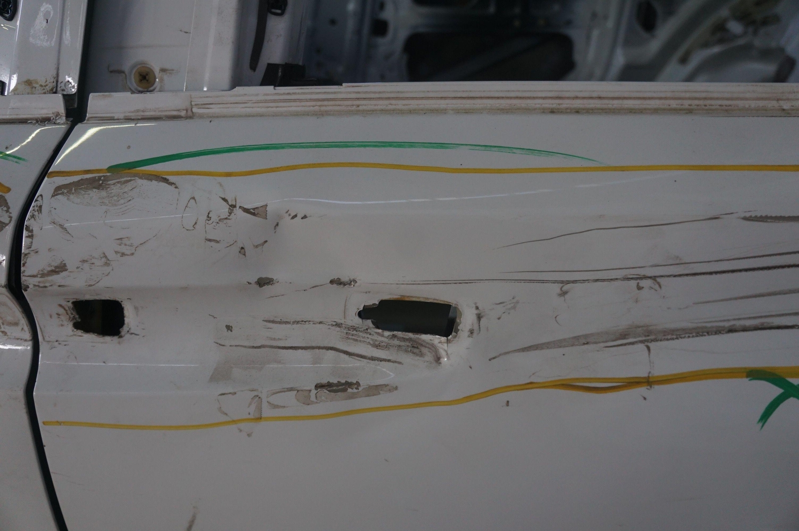Rear Left Door Shell White 41527242855 Rolls Royce Ghost Series I 2009-14 *Note*