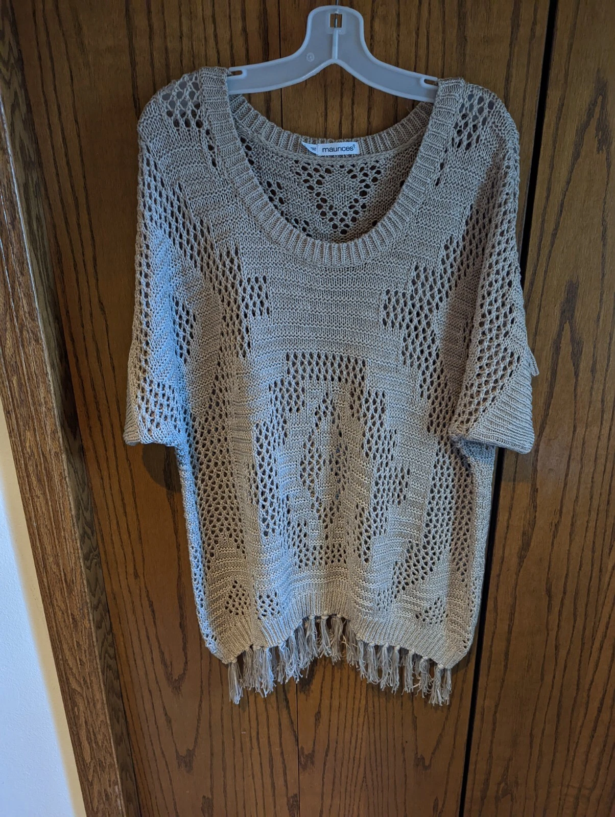 NWOT Maurice's 1X Fringed Oatmeal Crocheted Sleeves Poncho
