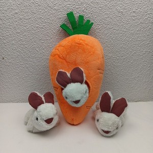 Interactive Hide and Seek Squeaky Dog Plush Toy Rabbit and Carrot 4-Pack