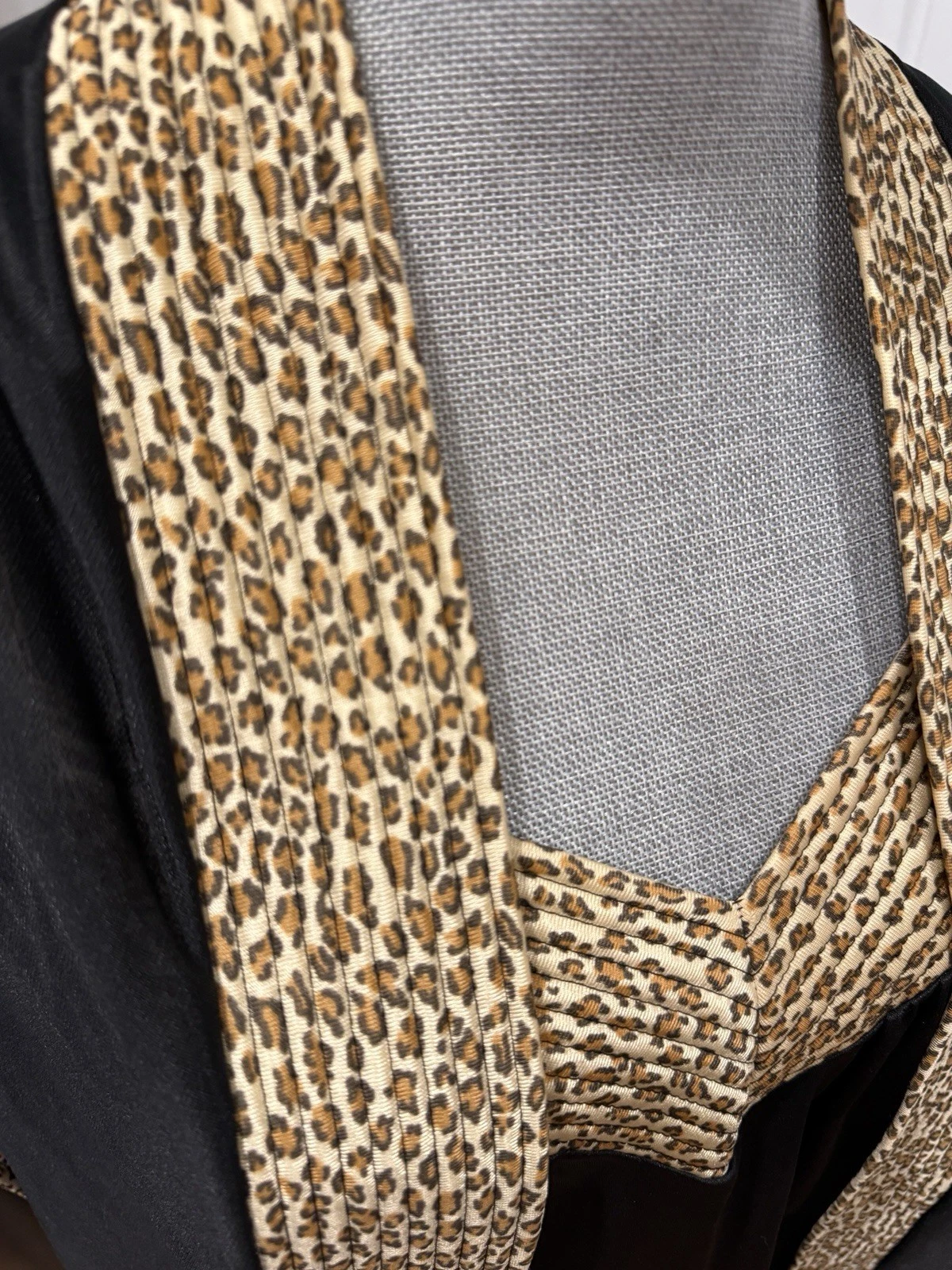 UNDERCOVER CAMICIA DA NOTTE VINTAGE ANNI 70 SOTTOCOPERTA NERA LEOPARDO E ABITO PEIGNOIR SMALL USA